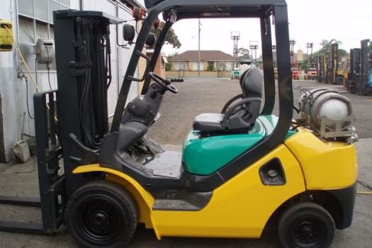 Komatsu FG25-16 Forklift for Sale