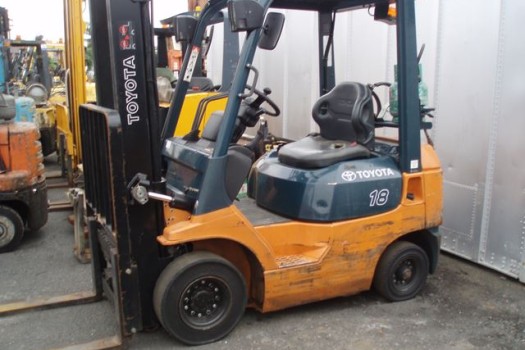 Toyota 42-7FG18 forklift for sale