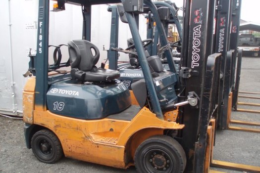 Toyota 42-7FG18 Forklift for sale